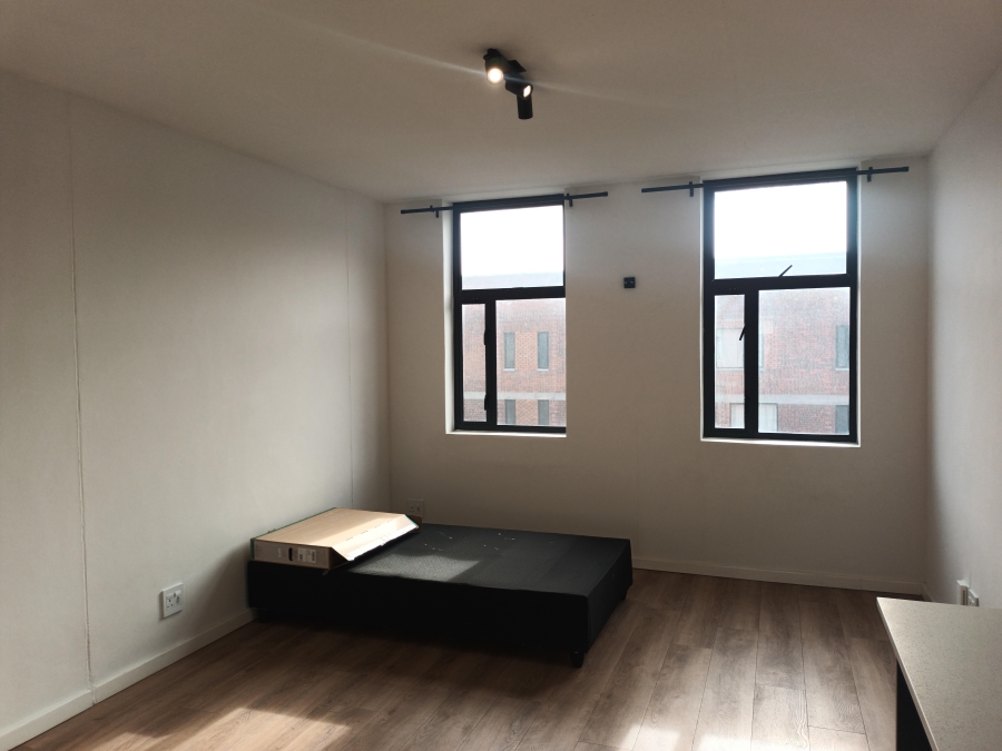 To Let 1 Bedroom Property for Rent in Thornton Western Cape